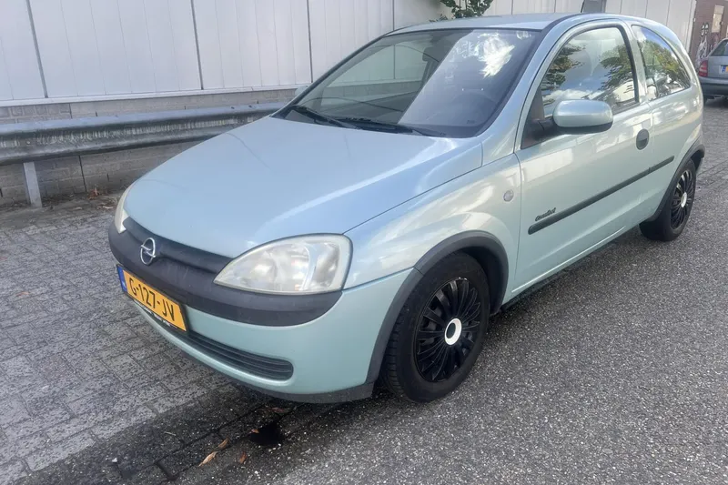 Opel Corsa (2000)