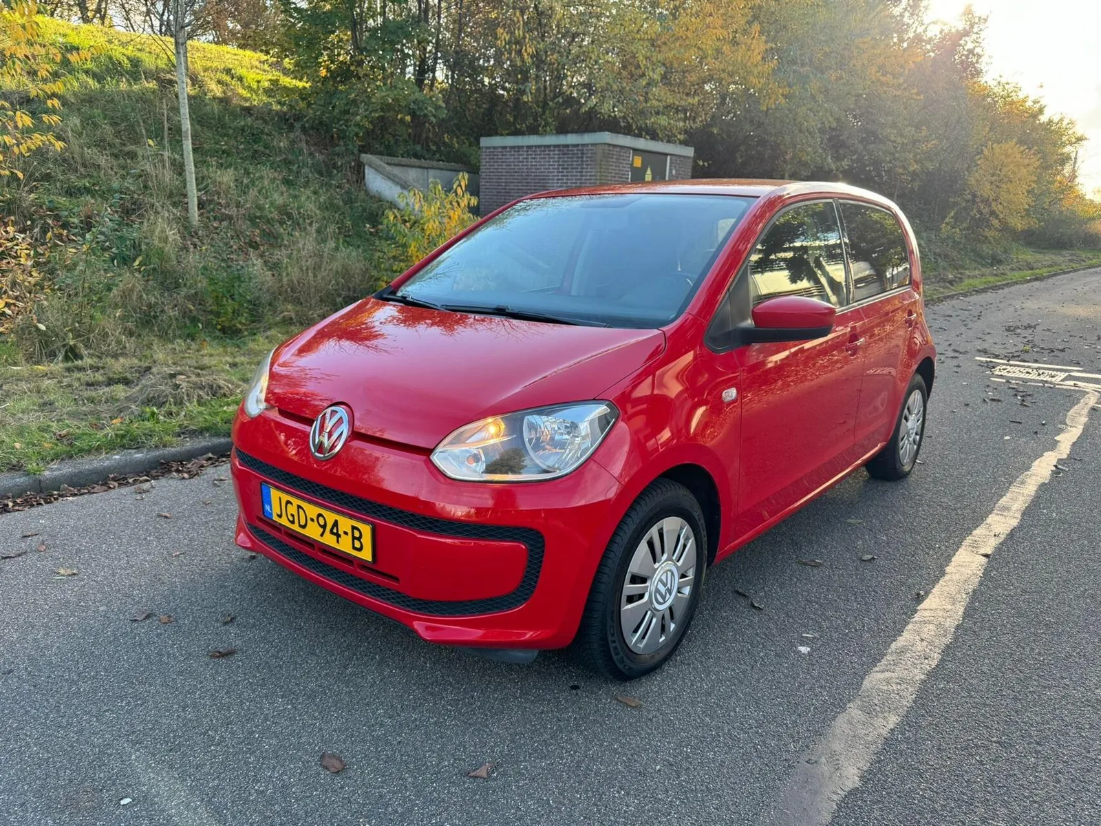 Volkswagen Up! (2013) — foto 1