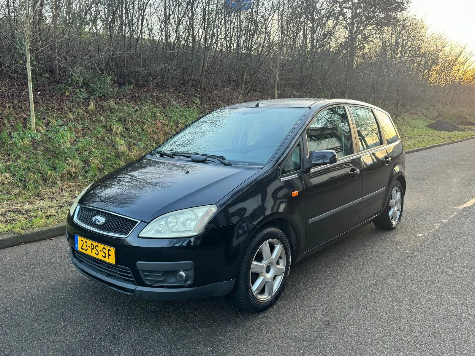 Ford C-Max (2004) — foto 1