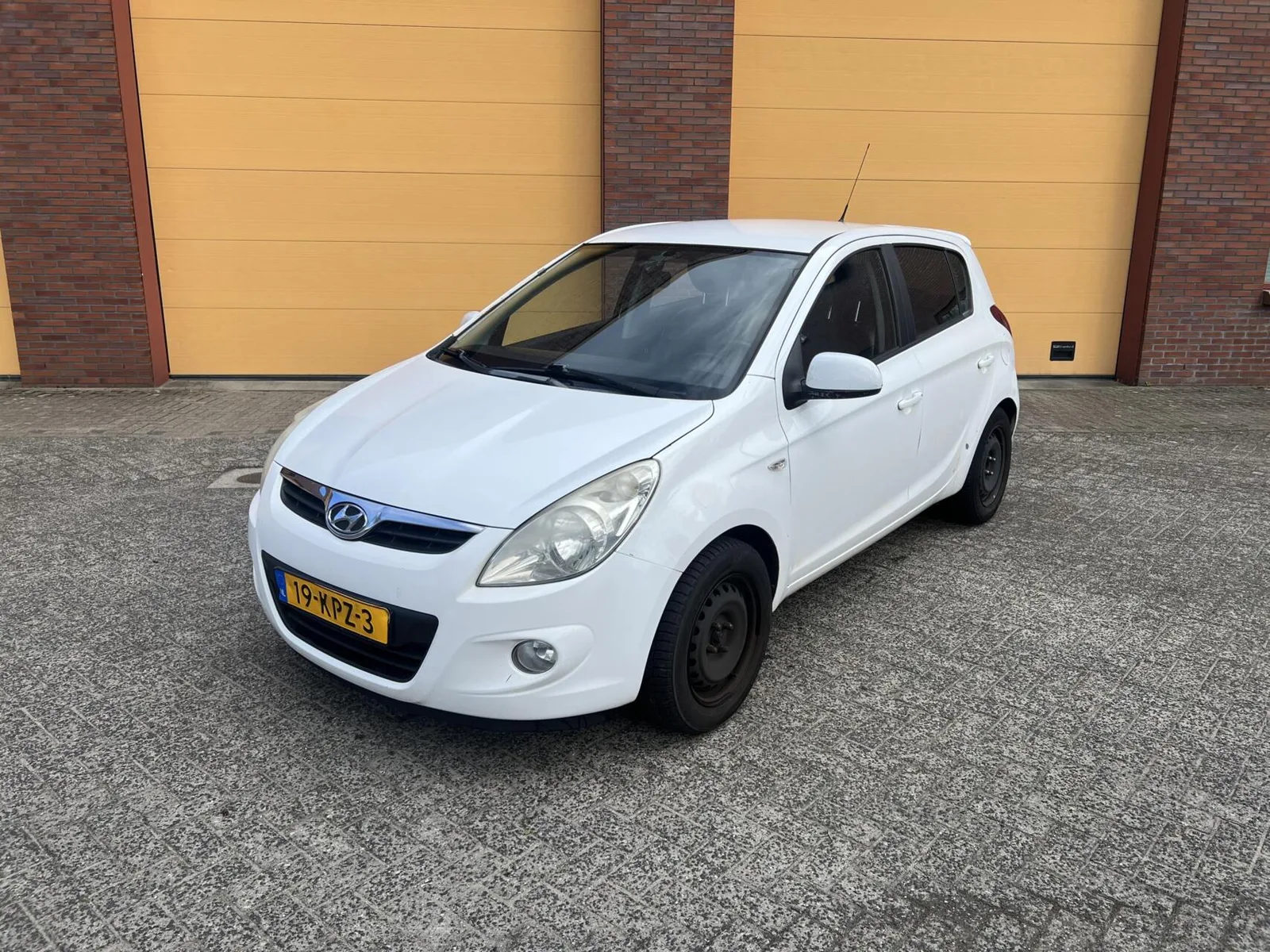 Hyundai i20 (2010) — foto 1