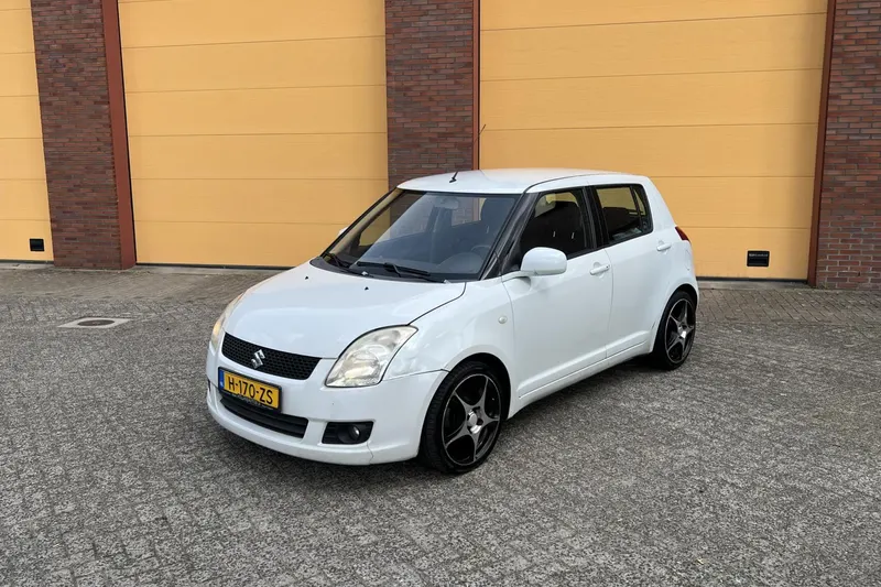 Suzuki Swift (2009)