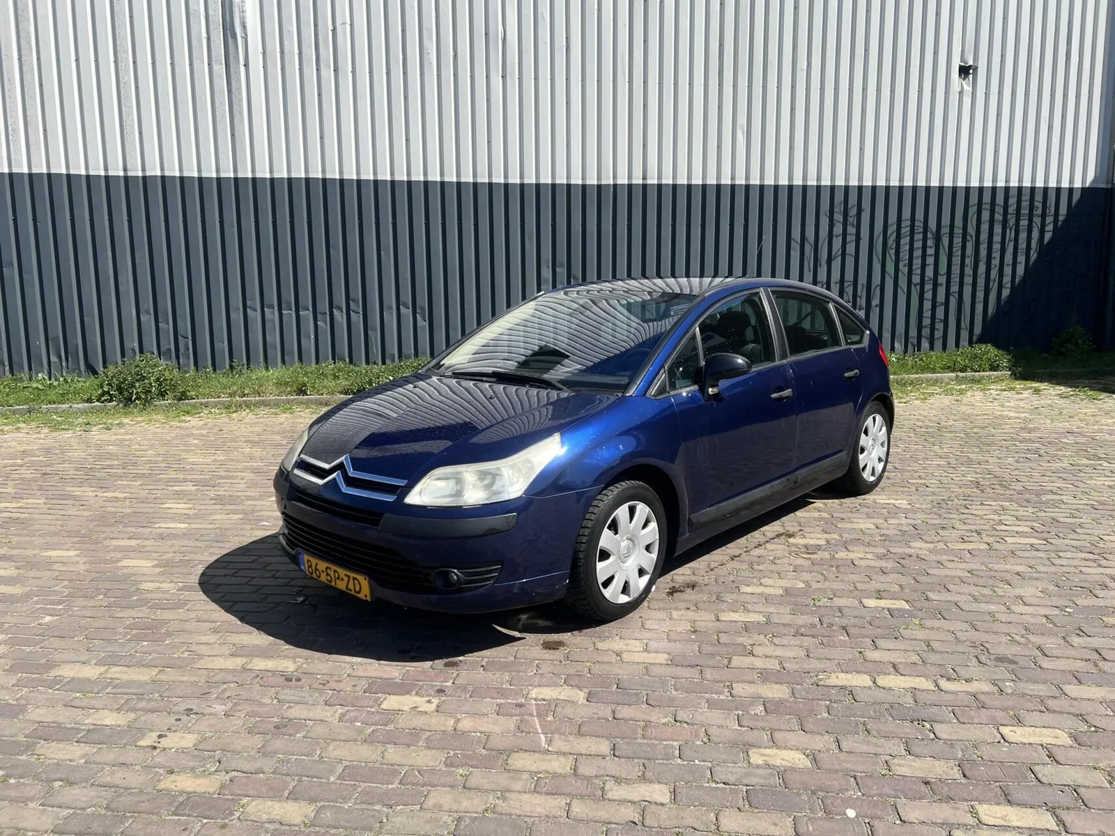 Citroën C4 (2006) — foto 1