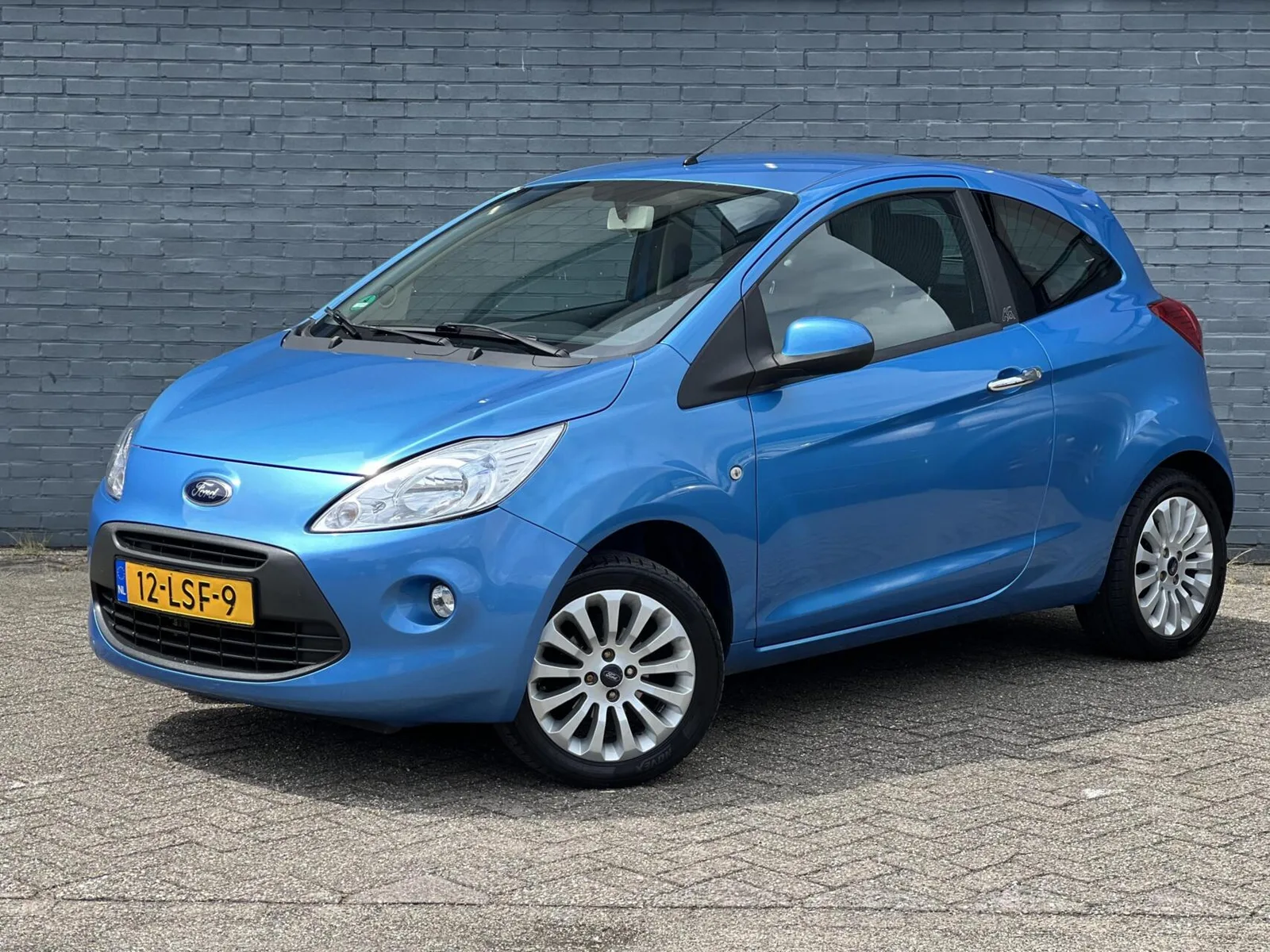 Ford Ka (2010) — foto 1