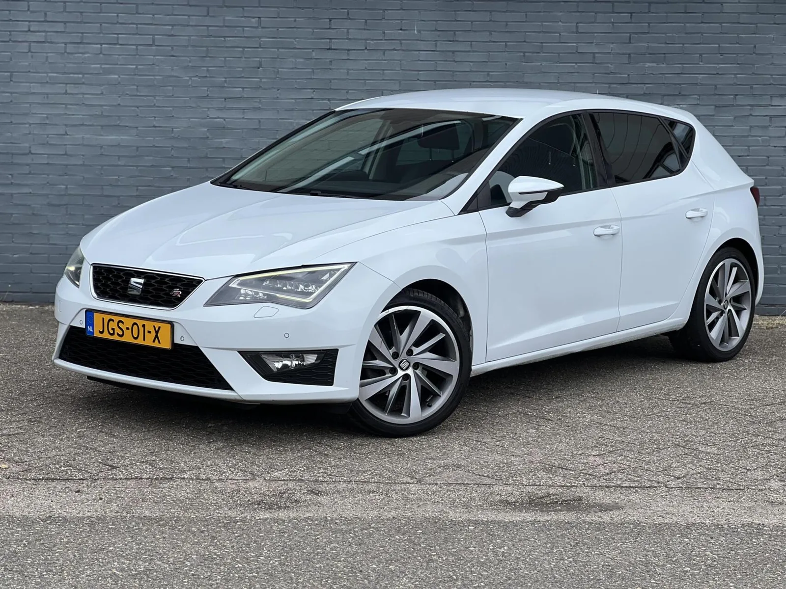 SEAT Leon (2014) — foto 1