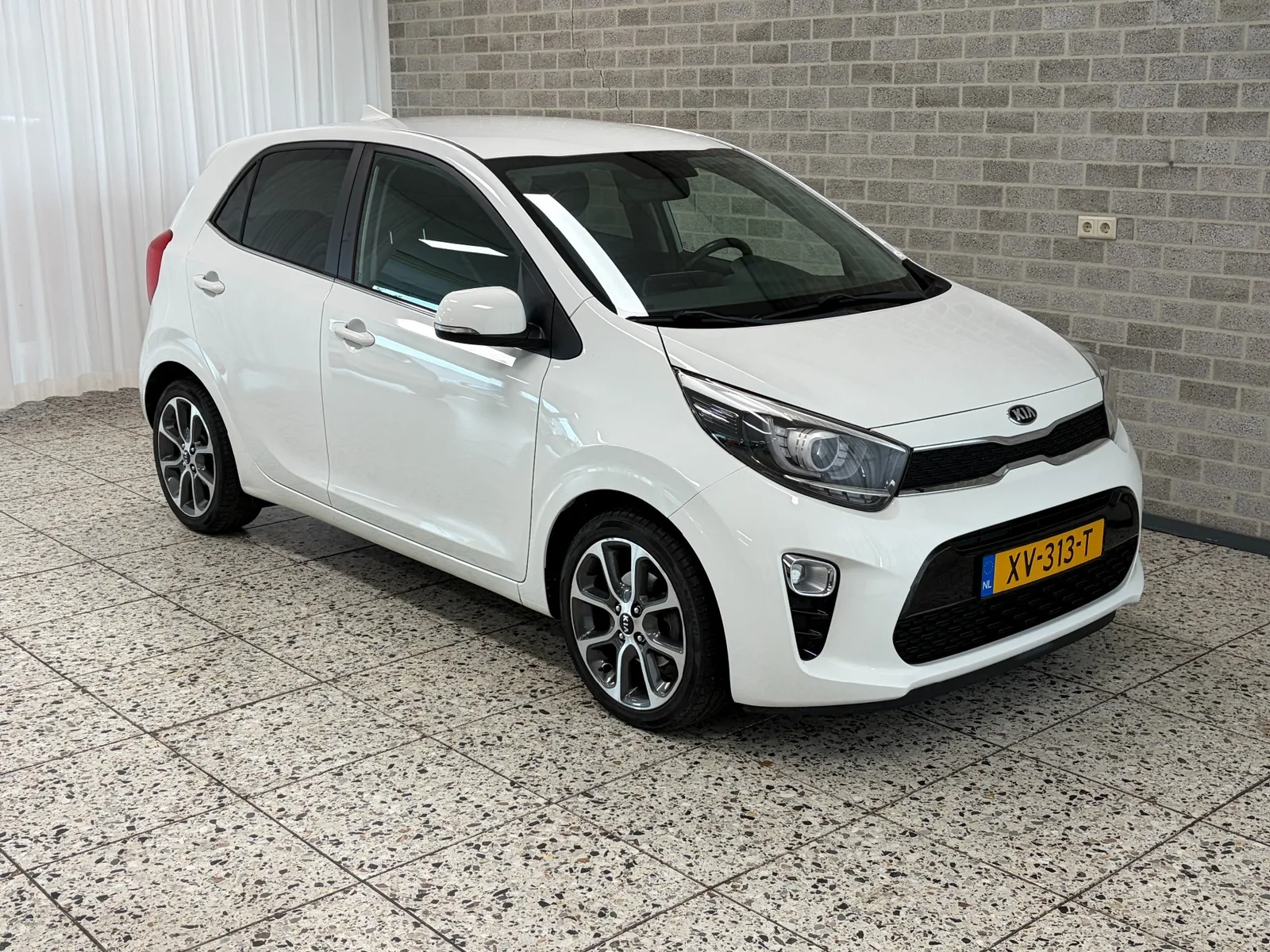 Kia Picanto (2019) — foto 1