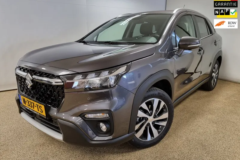 Suzuki S-Cross (2022)