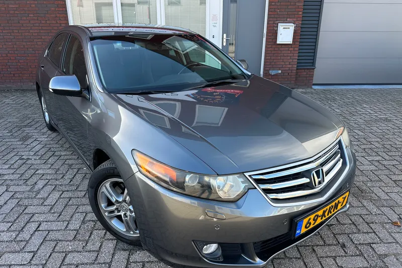 Honda Accord (2010)