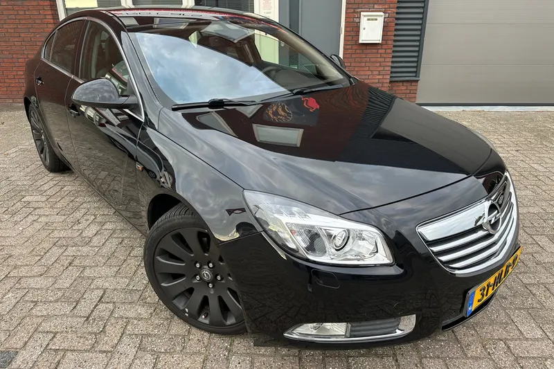 Opel Insignia (2009)