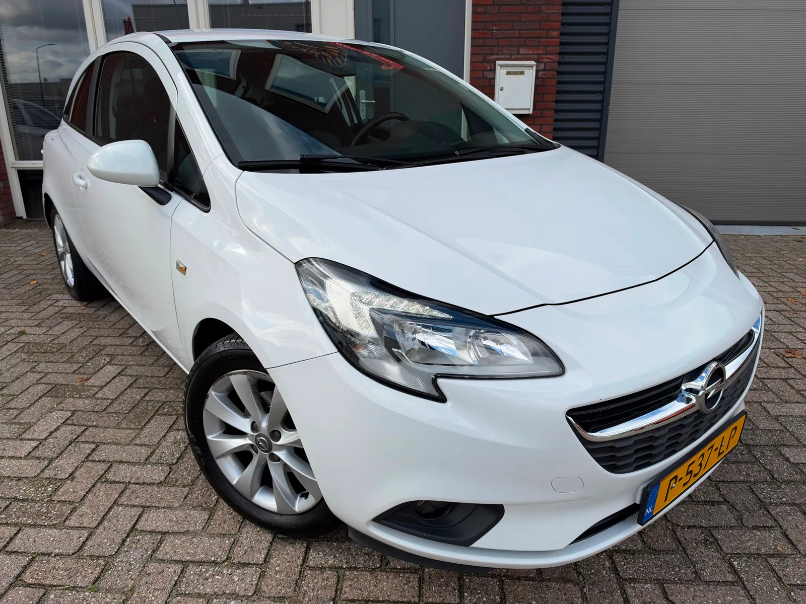 Opel Corsa (2017) — foto 1