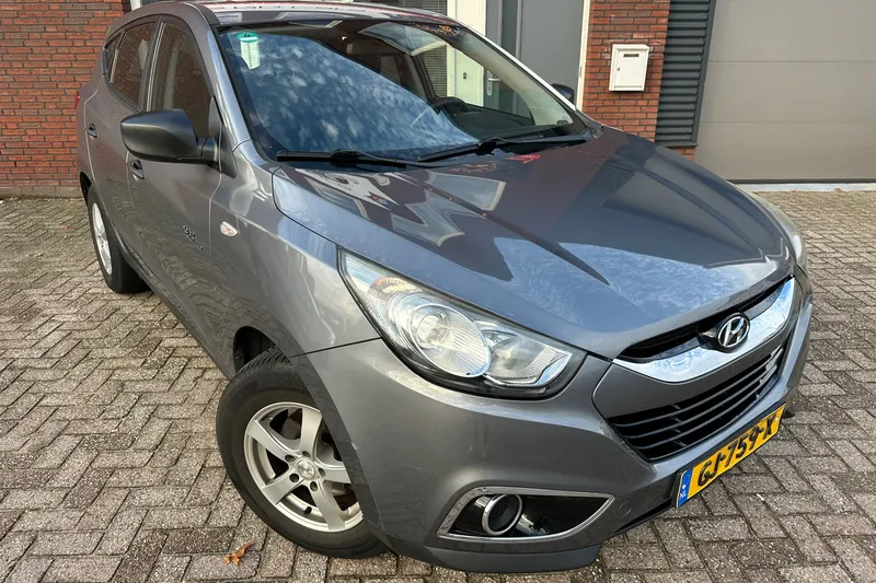 Hyundai ix35 (2012)
