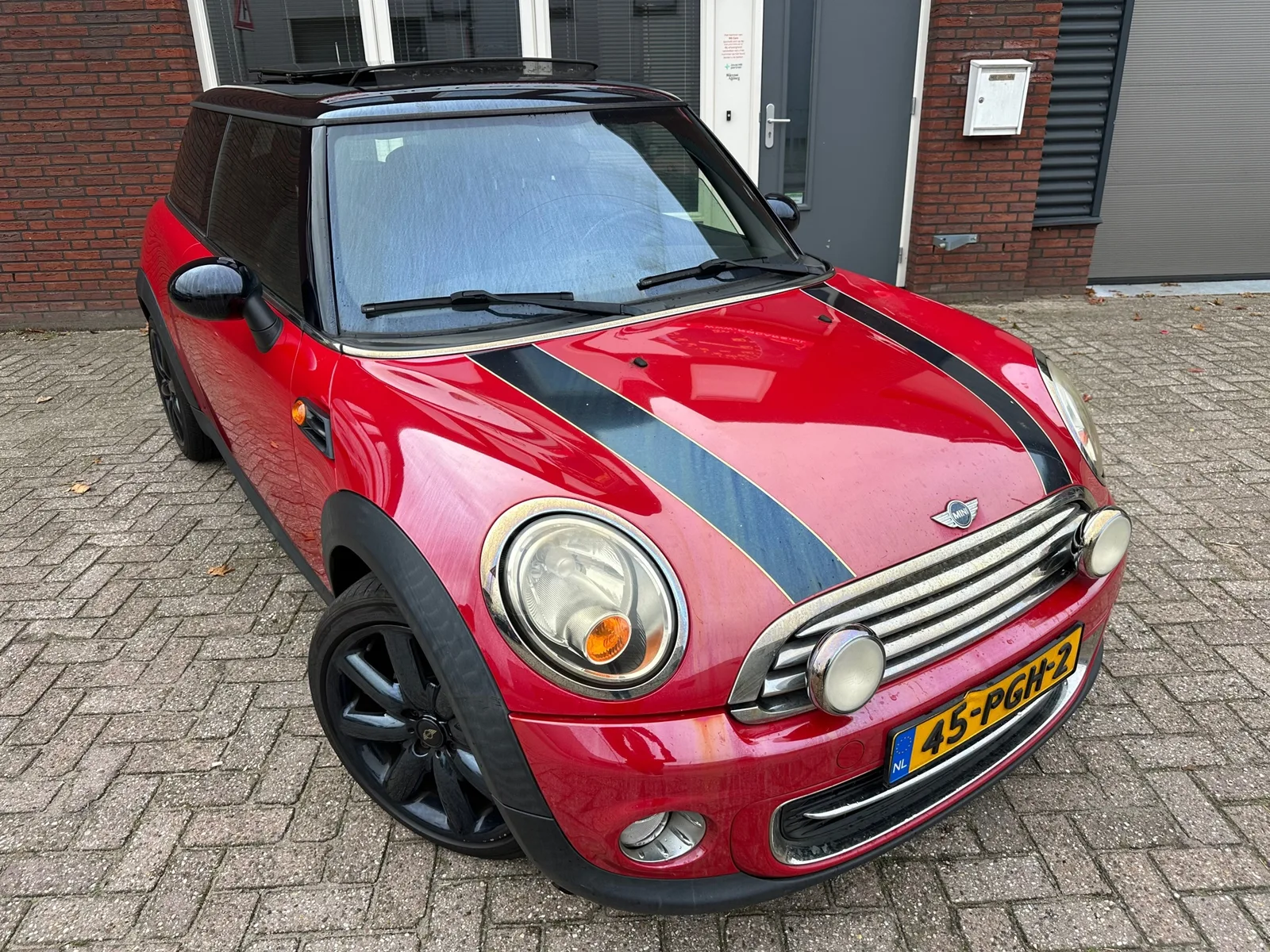 MINI Cooper (2011) — foto 1