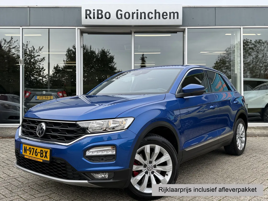 Volkswagen T-Roc (2019) — foto 1