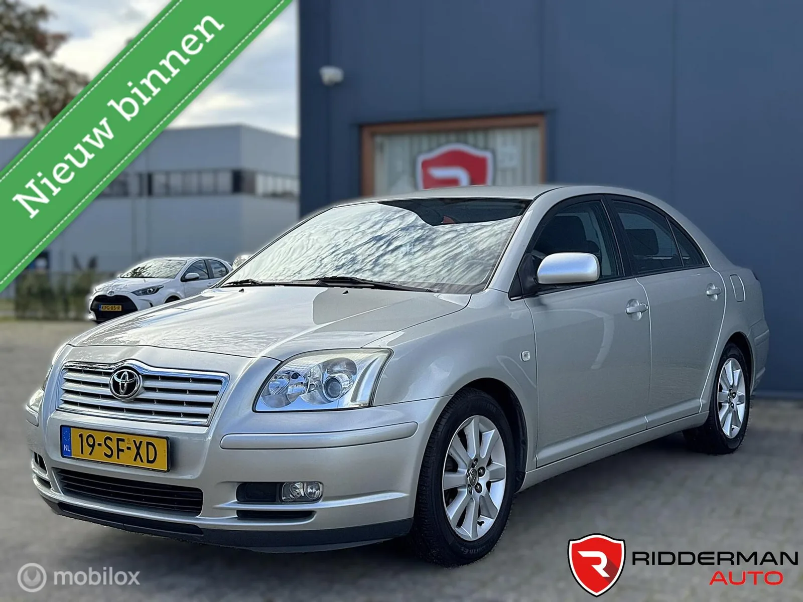 Toyota Avensis (2006) — foto 1