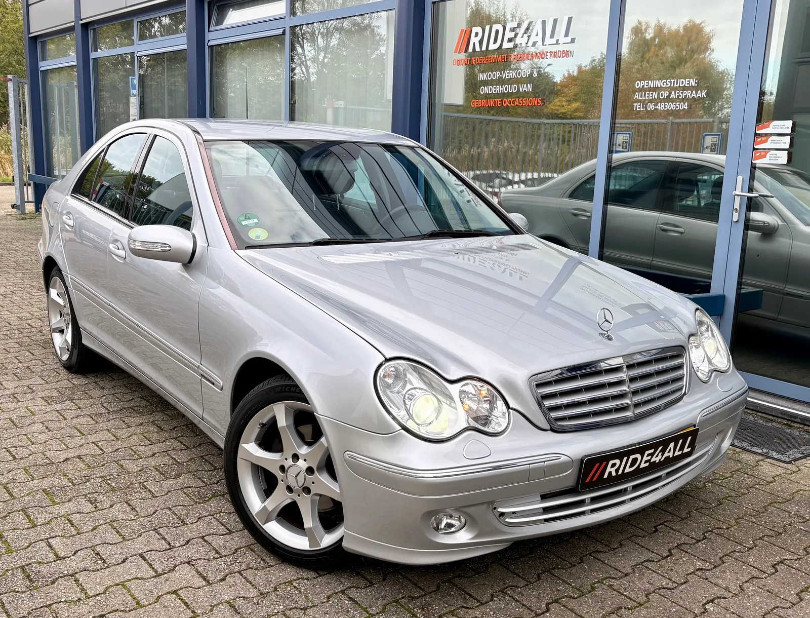 Mercedes-Benz C-Klasse (2006) — foto 1