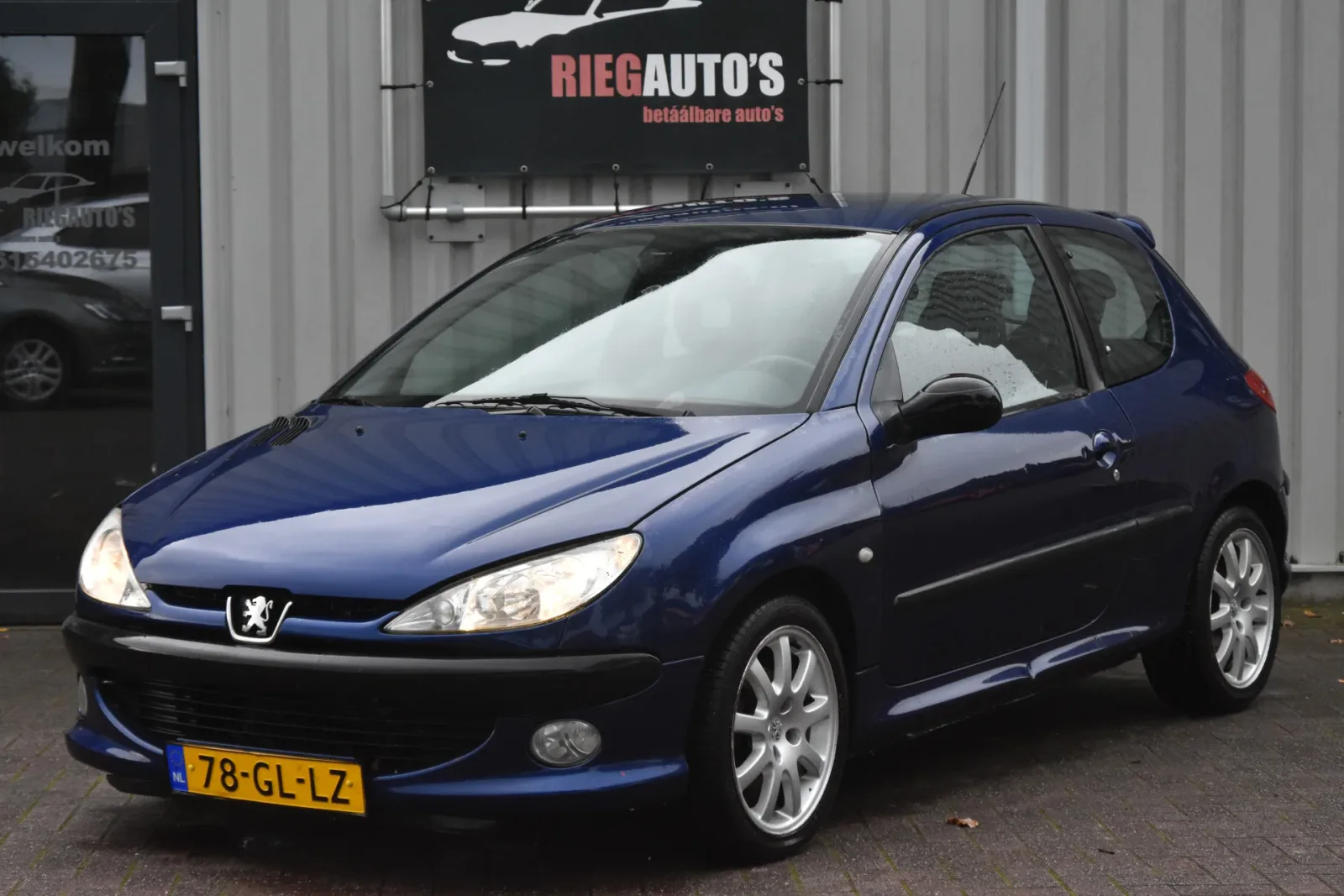 Peugeot 206 (2001) — foto 1