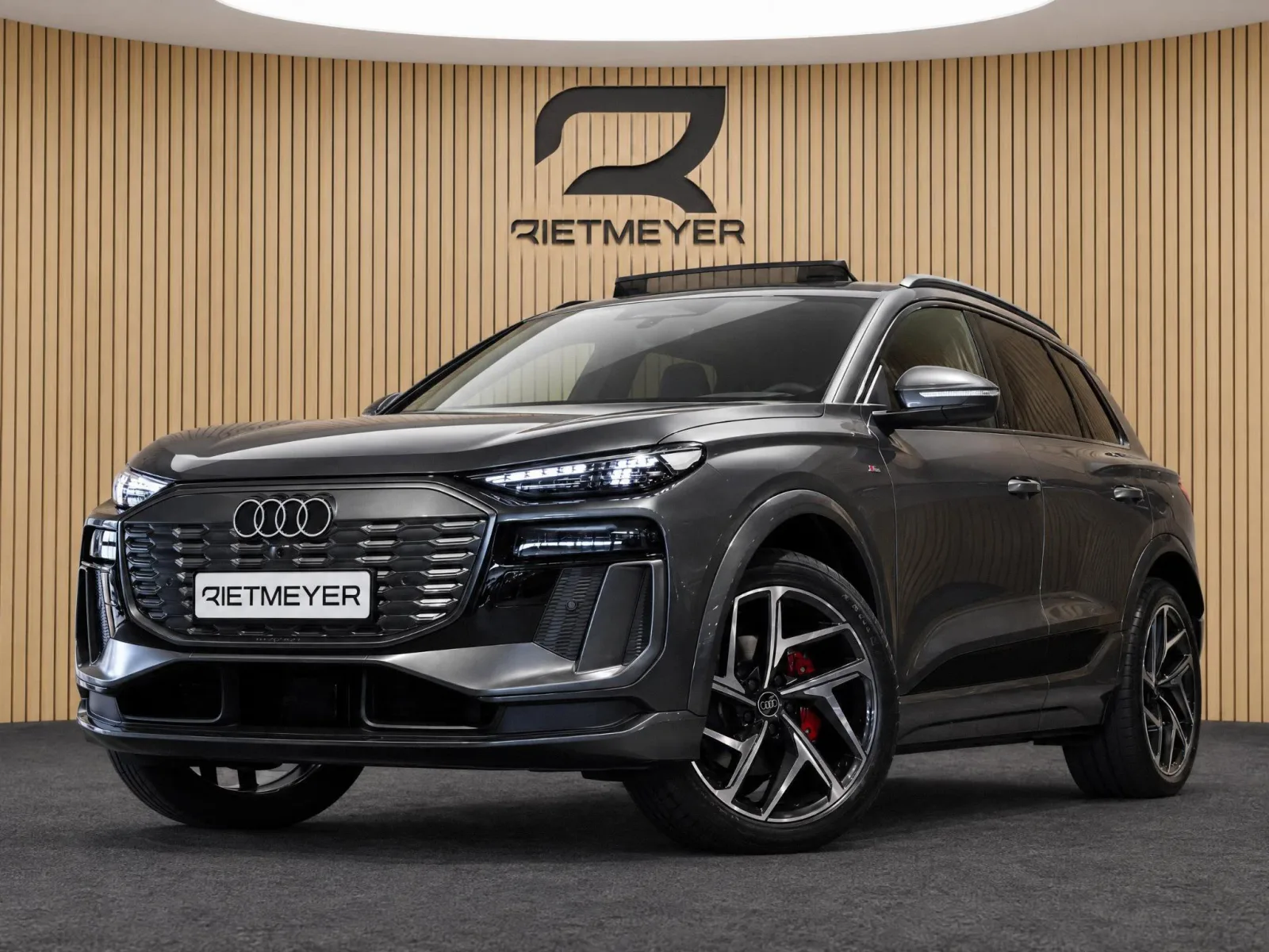 Audi Q6 e-tron (2026) — foto 1