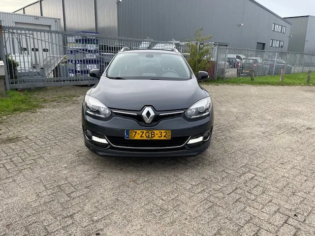 Renault Mégane (2015) — foto 1