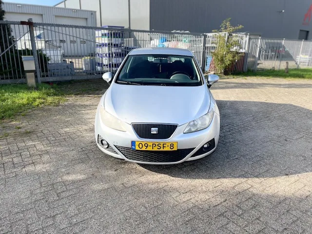 SEAT Ibiza (2011) — foto 1