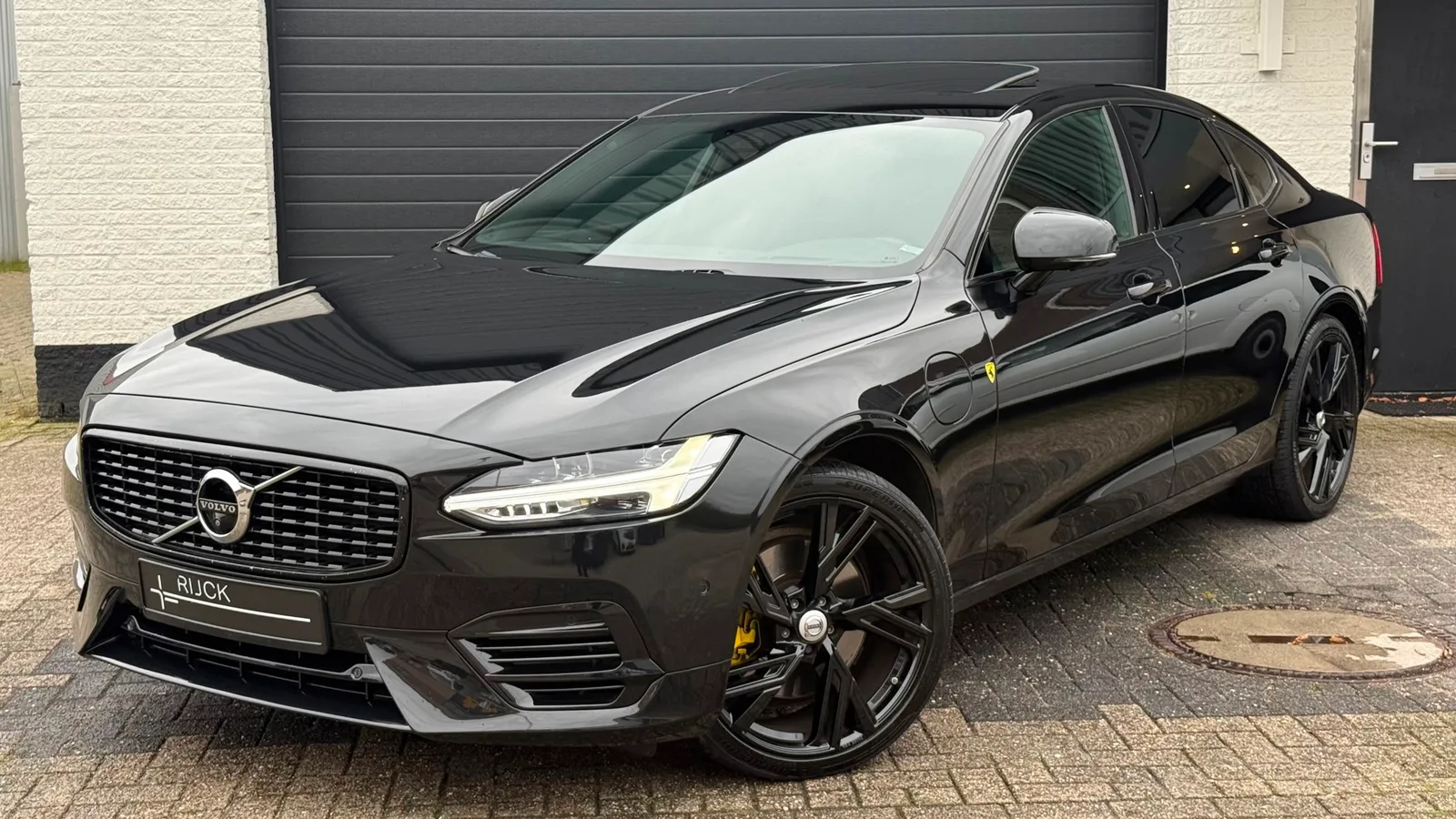 Volvo S90 (2018) — foto 1