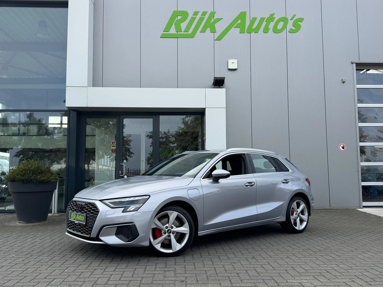 Audi A3 (2021) — foto 1