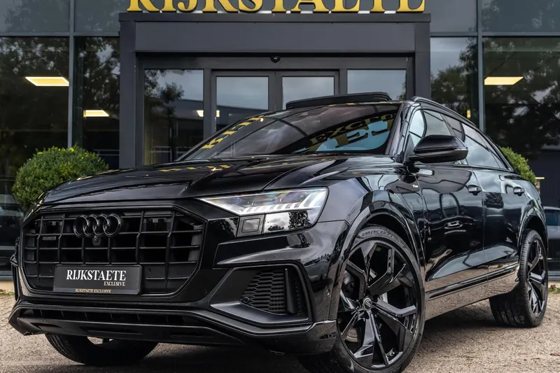 Audi Q8 (2019)