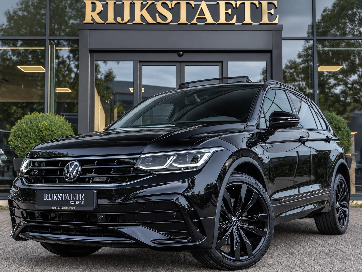Volkswagen Tiguan (2022) — foto 1