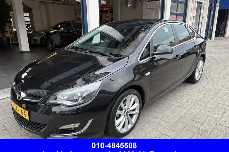 Opel Astra (2015)