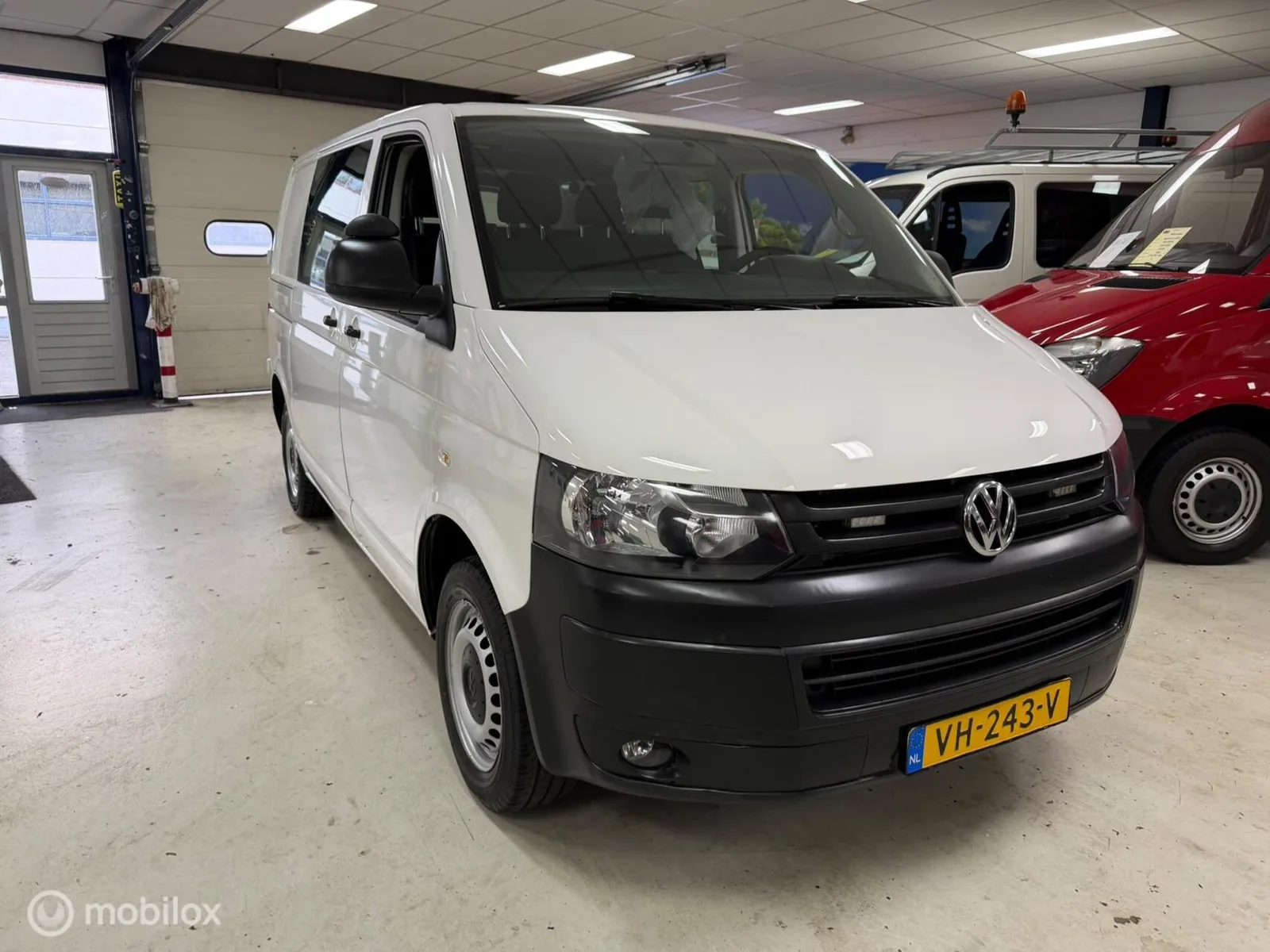 Volkswagen Transporter (2014) — foto 1