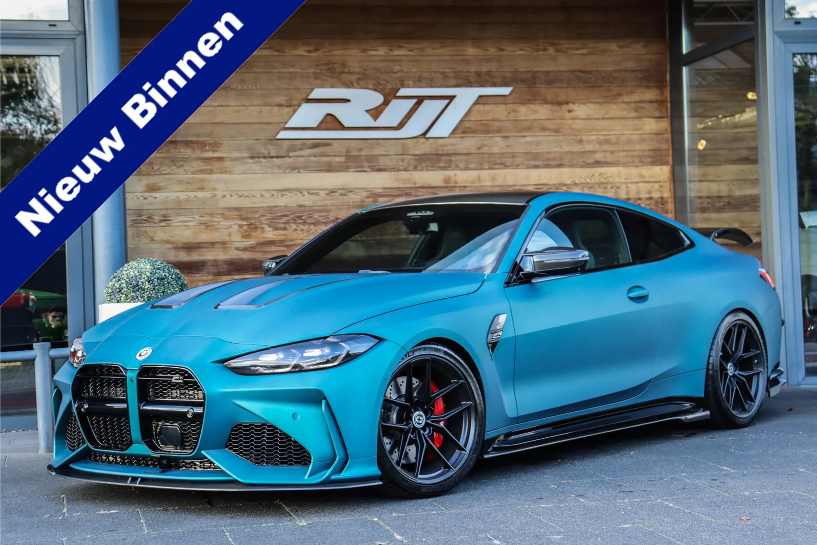 BMW M4 (2022) — foto 1