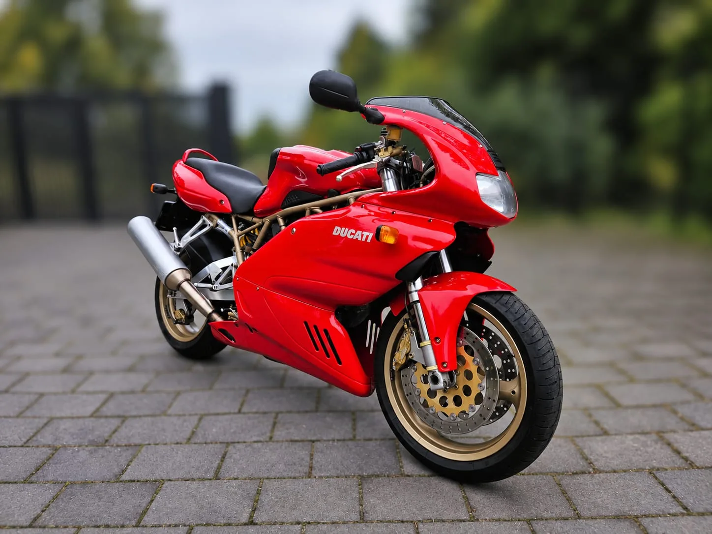 Ducati Monster 900 (0) — foto 1