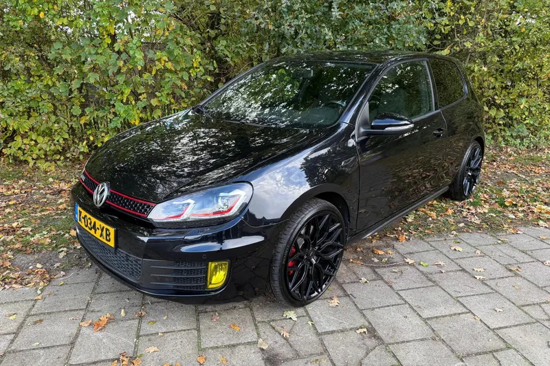 Volkswagen Golf (2012)
