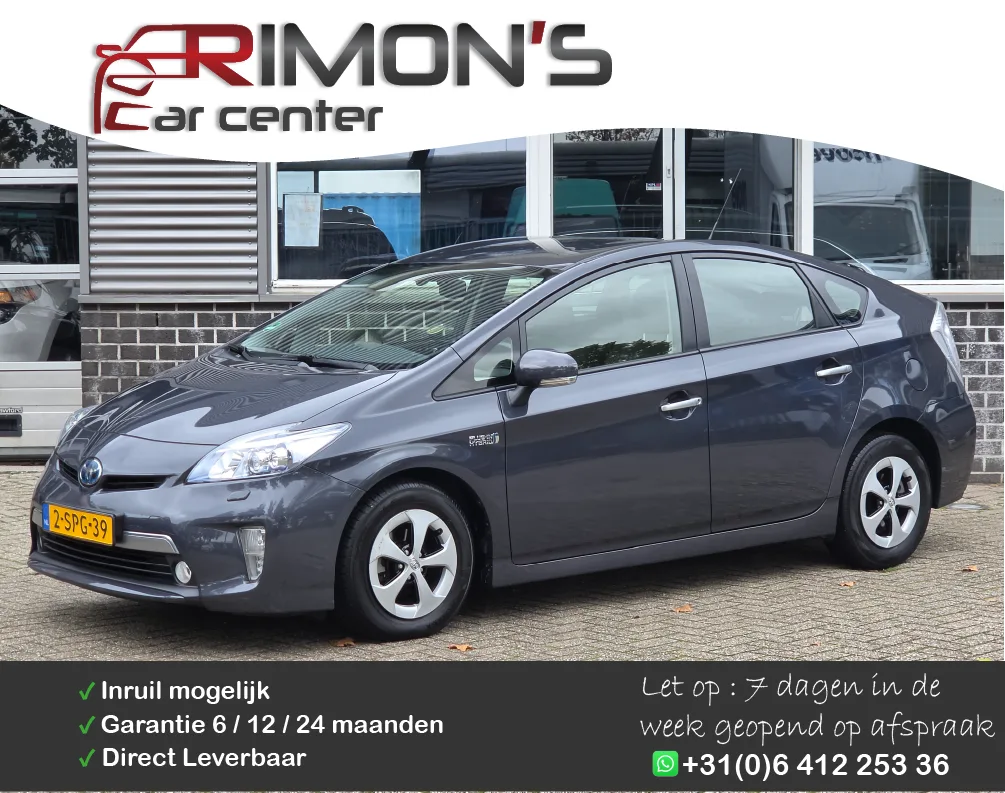 Toyota Prius (2013) — foto 1