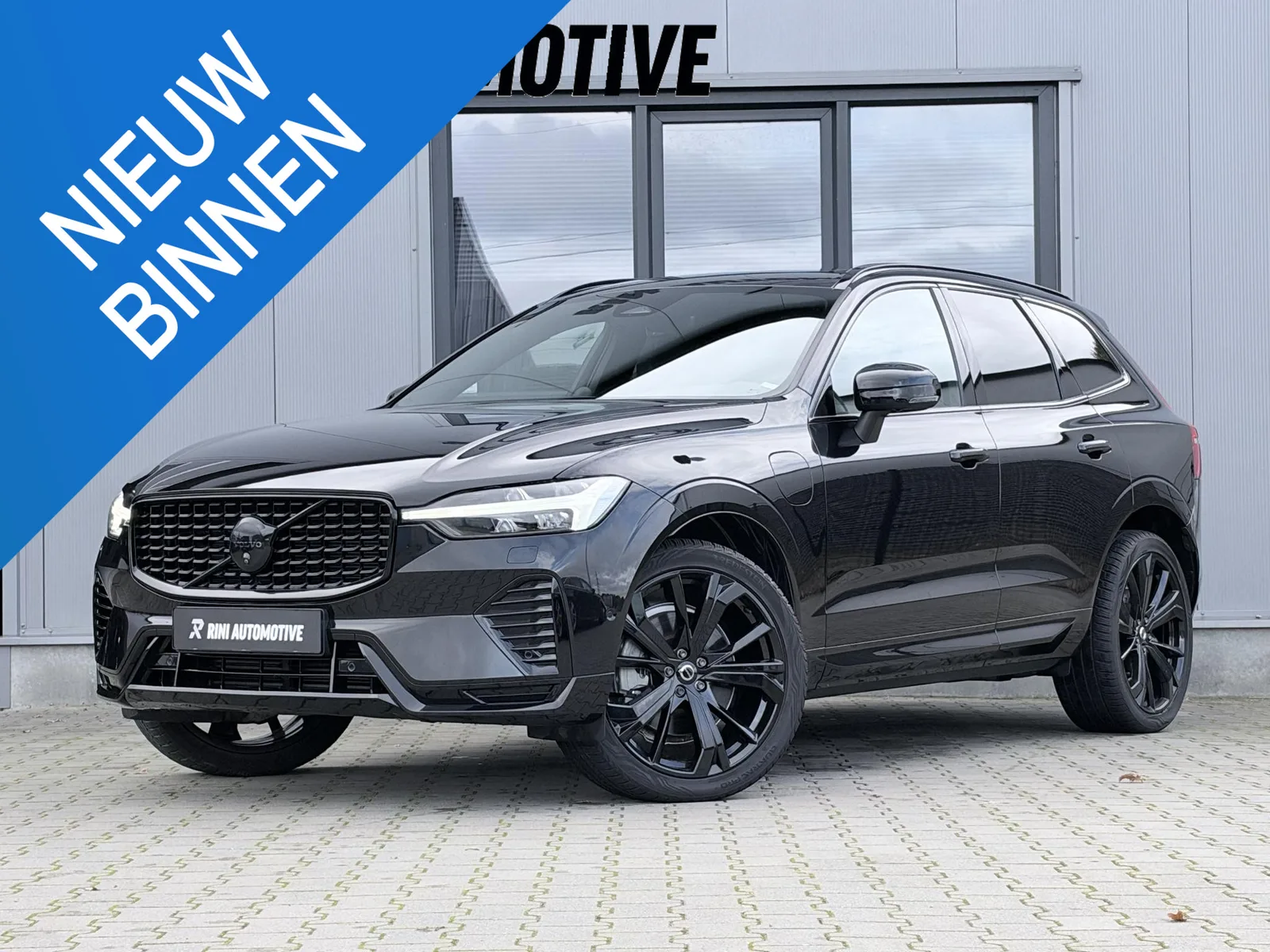 Volvo XC60 (2024) — foto 1