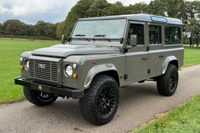 Land Rover Defender (2016)