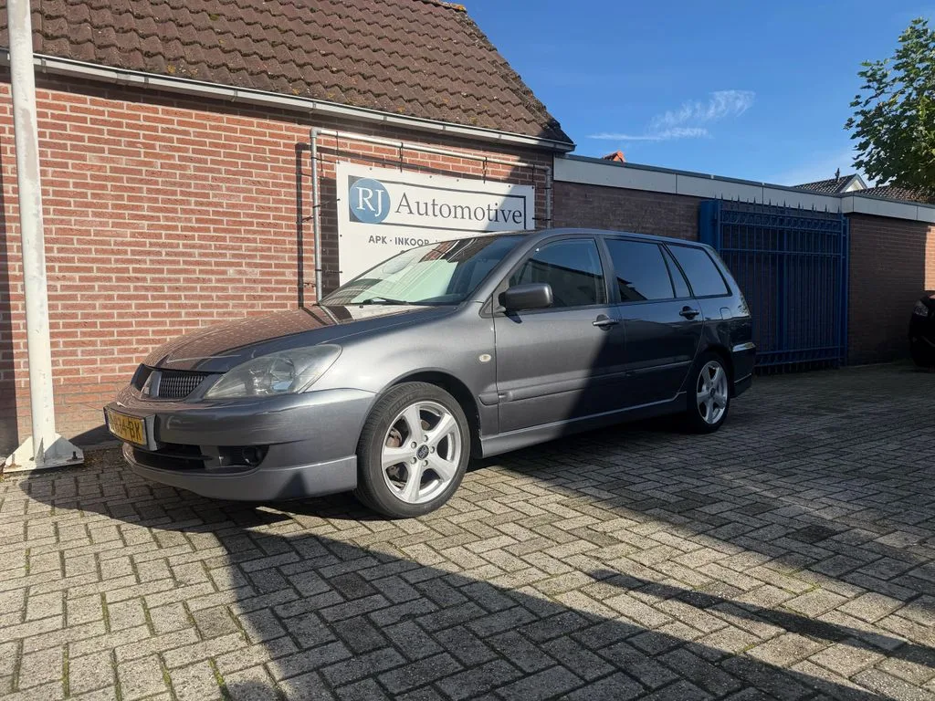Mitsubishi Lancer (2006) — foto 1
