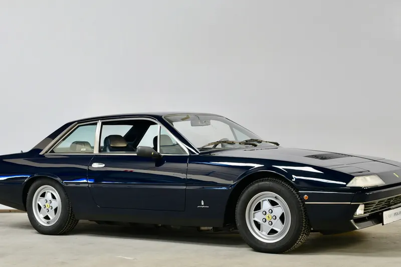 Ferrari 412 (1989)