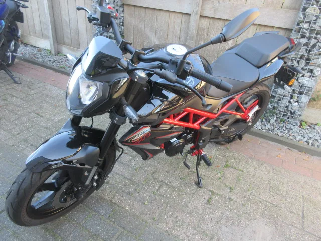Benelli BN 125 (2024) — foto 1