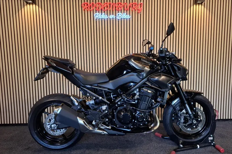 Kawasaki Z 900 (2026)