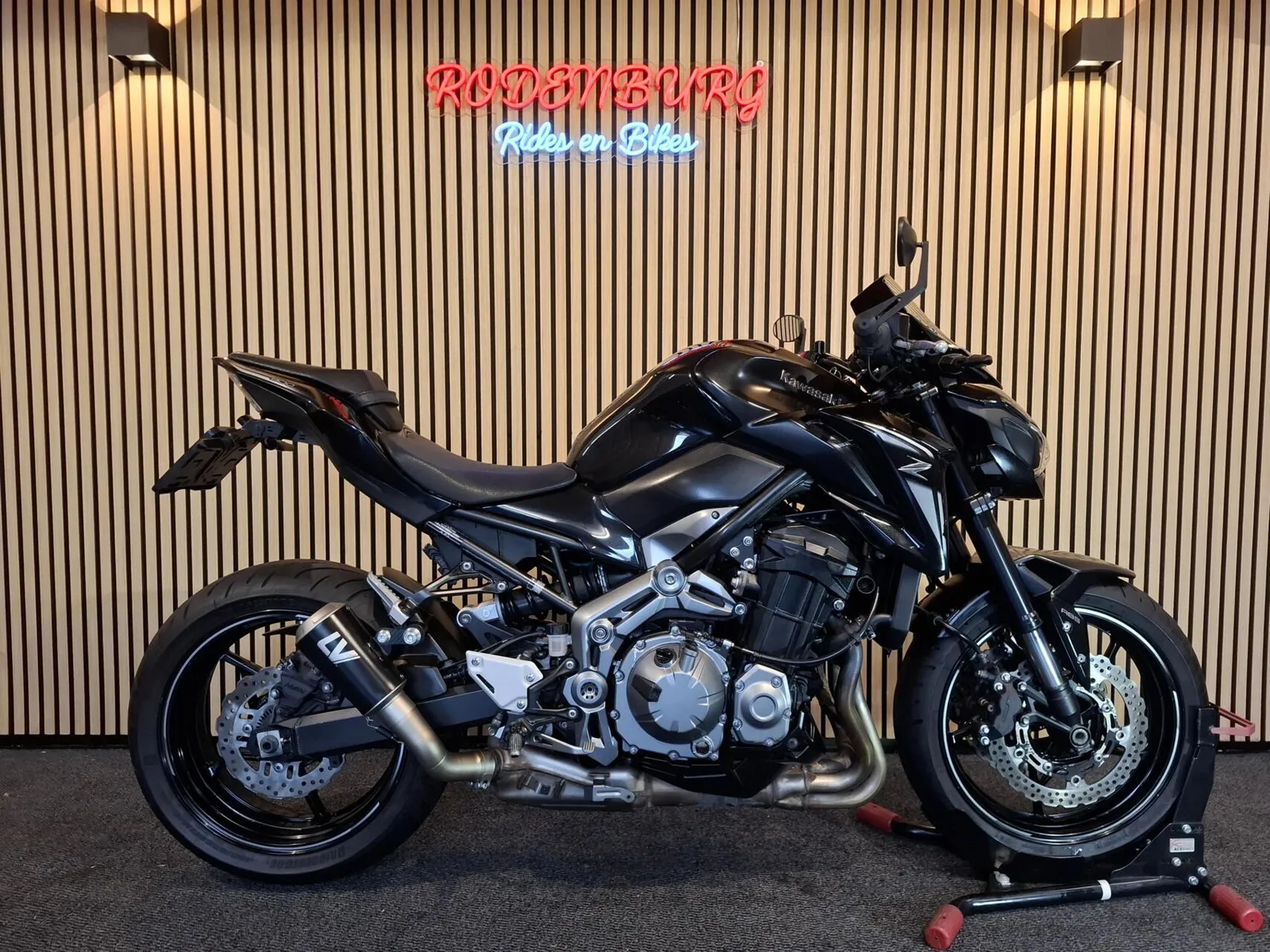 Kawasaki Z 900 (2017) — foto 1