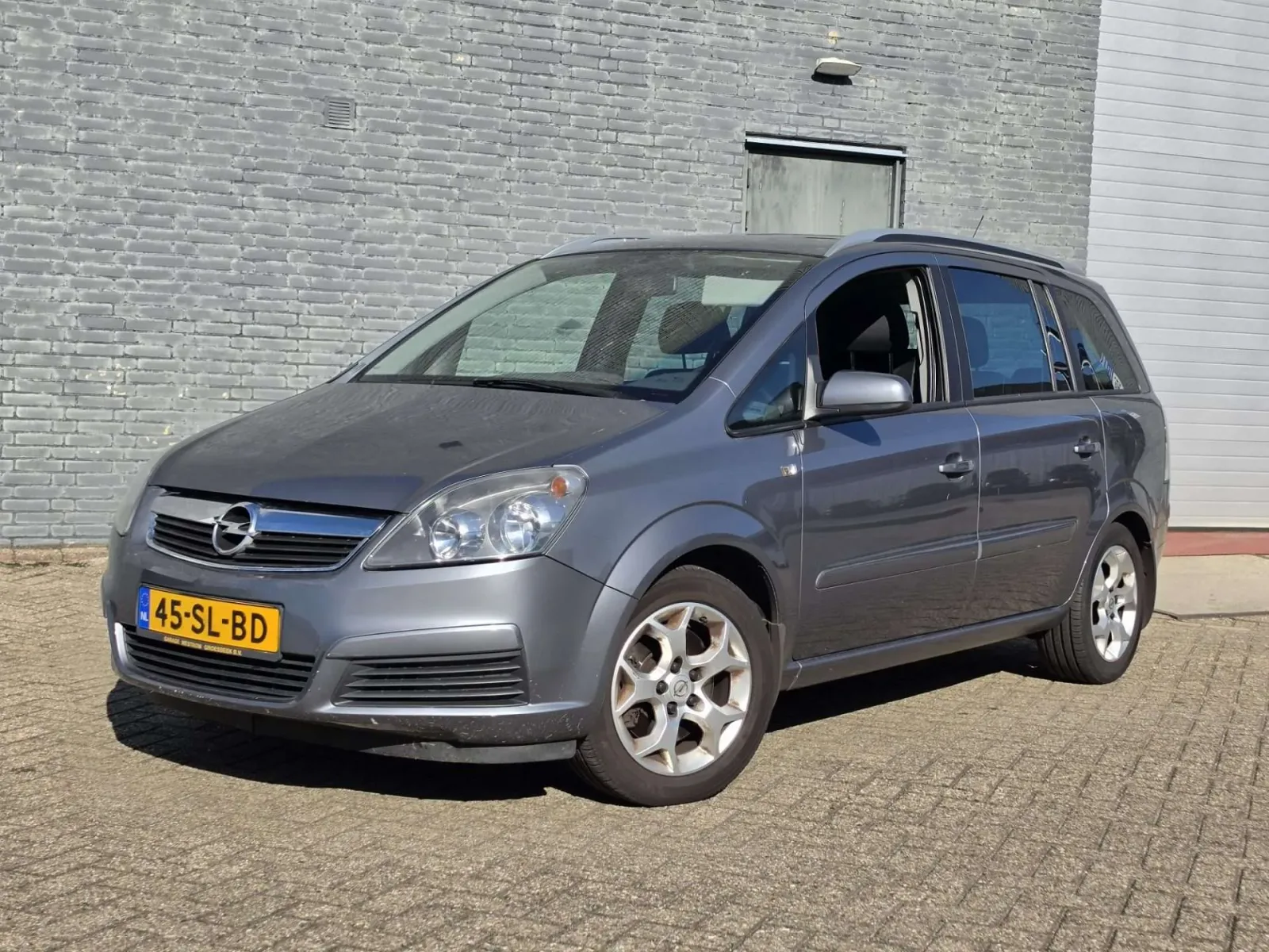 Opel Zafira (2006) — foto 1