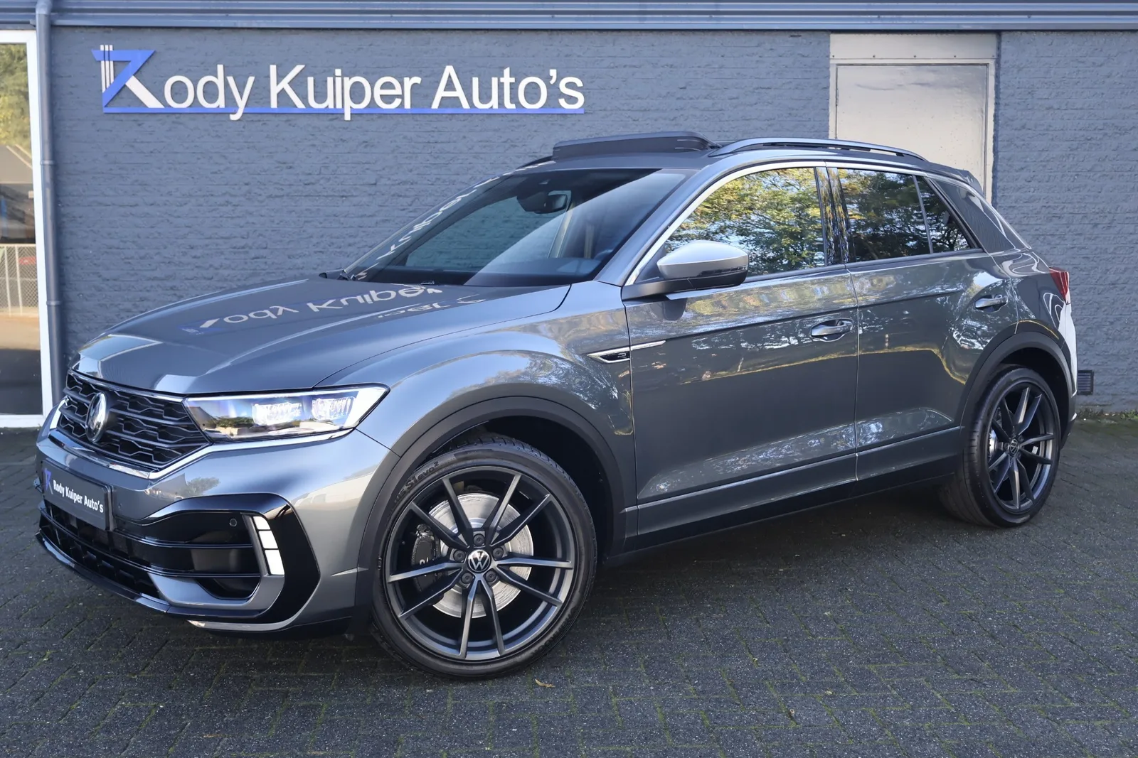 Volkswagen T-Roc (2022) — foto 1