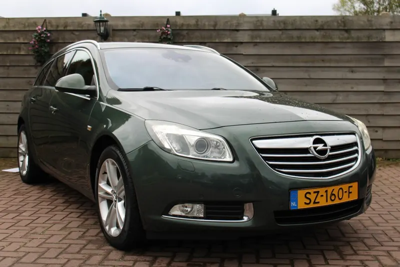 Opel Insignia (2010)