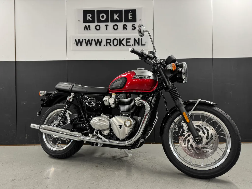 Triumph Bonneville T120 (2026) — foto 1