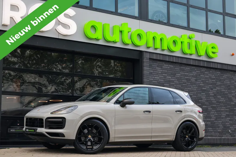 Porsche Cayenne (2023)
