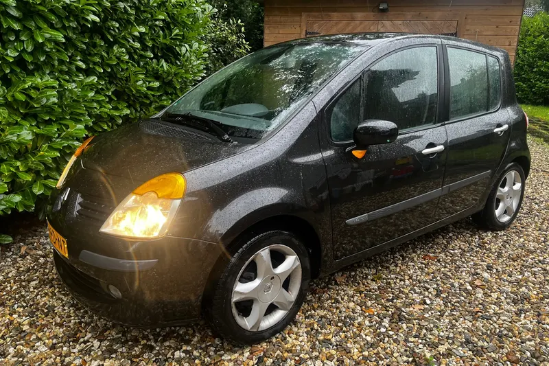 Renault Modus (2005)