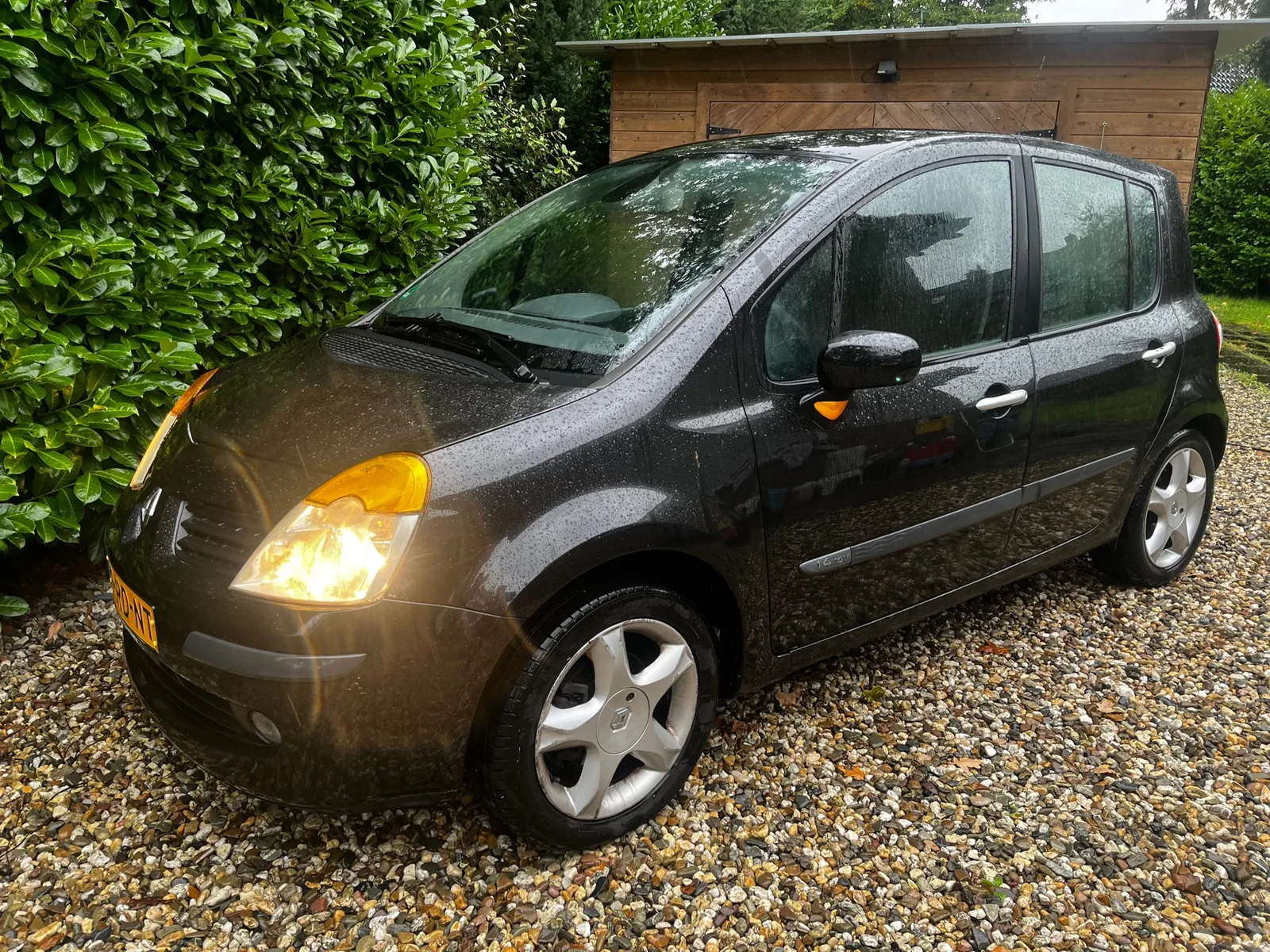 Renault Modus (2005) — foto 1