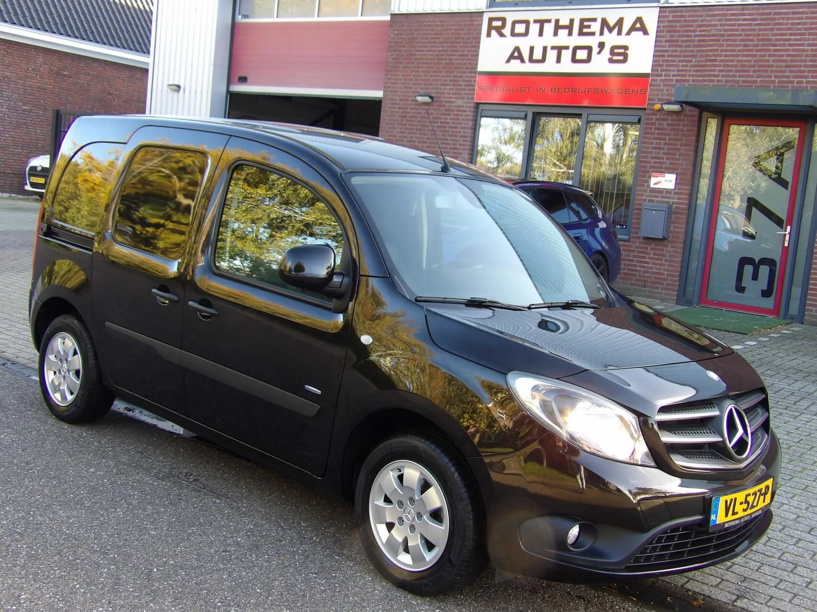 Mercedes-Benz Citan (2015) — foto 1