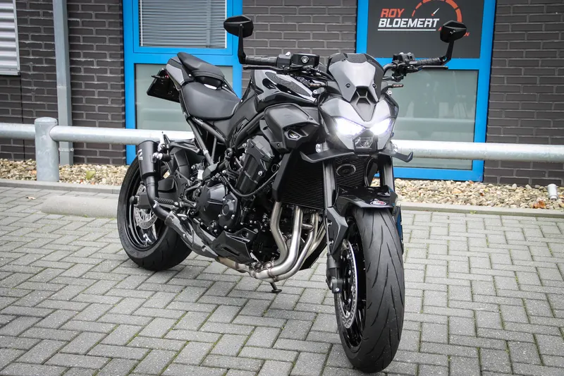 Kawasaki Z 900 (2025)