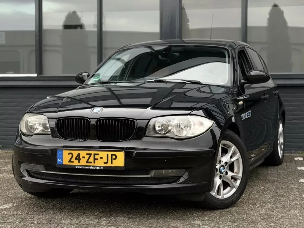 BMW 1-Serie (2008) — foto 1