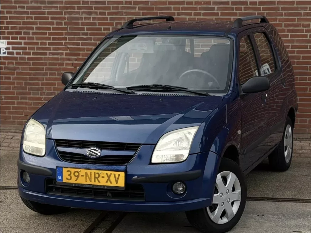 Suzuki Ignis (2004) — foto 1